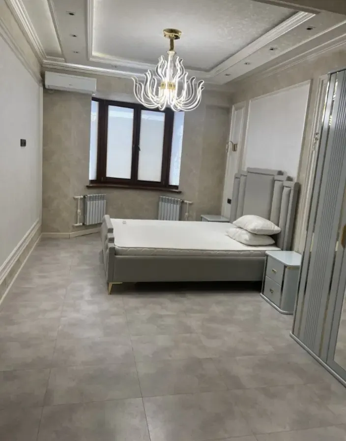Ижарага берилади 2 хонали квартира, 80 м², 1/10 қават — Олмазор тумани