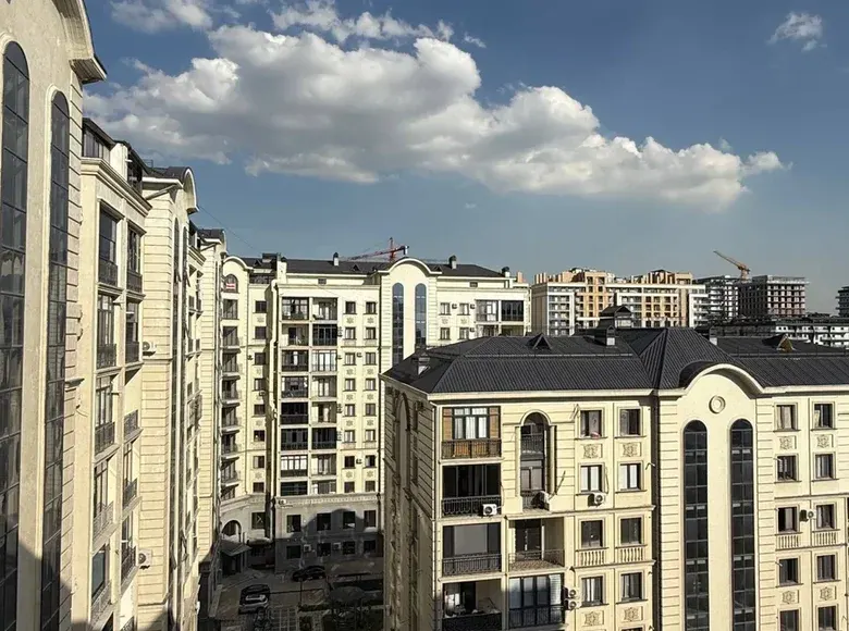 Сотилади 3 хонали квартира, 101 м², 9/11 қават — Мирзо Улуғбек тумани