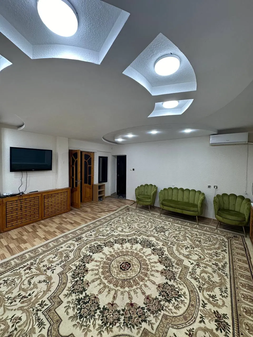 Сдаётся 2-комнатная квартира, 52 м², 3/4 этаж — Чиланзарский район