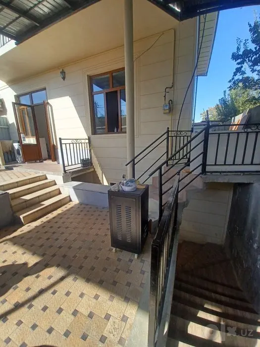 Ijaraga beriladi 4 xonali hovli uy, 200 m², 2 qavatli — Chilonzor tumani