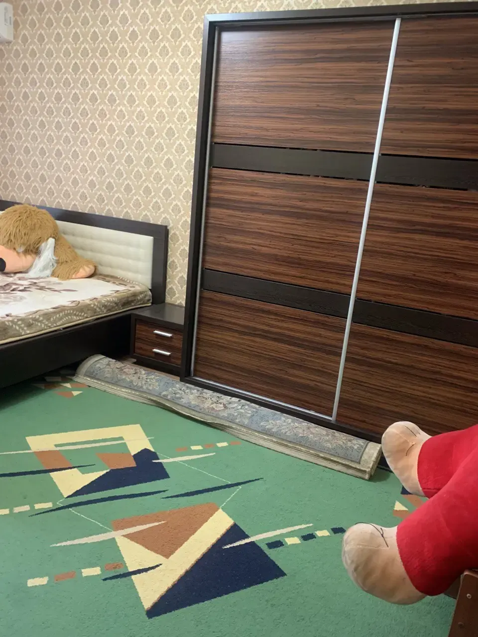 Ижарага берилади 3 хонали квартира, 100 м², 4/5 қават — Мирзо Улуғбек тумани