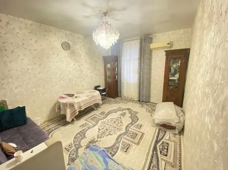 Сотилади 2 хонали квартира, 60 м², 4/4 қават — Яккасарой тумани