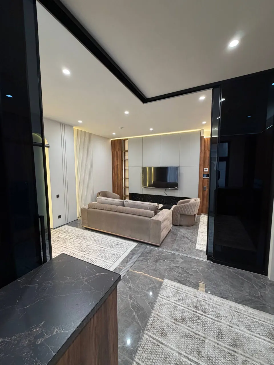 Сдаётся 3-комнатная квартира, 77 м², 2/9 этаж — Яшнабадский район