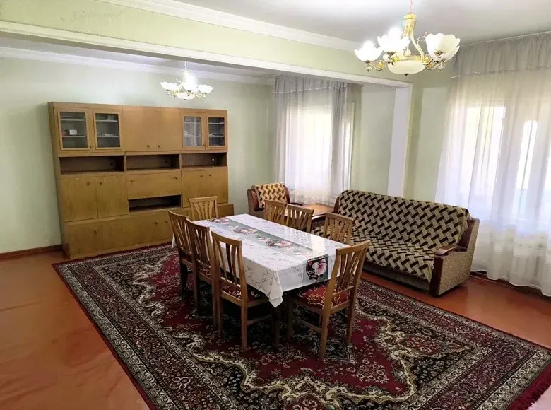 Сотилади 4 хонали квартира, 120 м², 9/9 қават — Яшнобод тумани