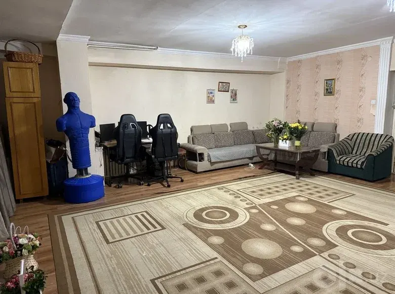 Сотилади 3 хонали квартира, 110 м², 7/9 қават — Юнусобод тумани