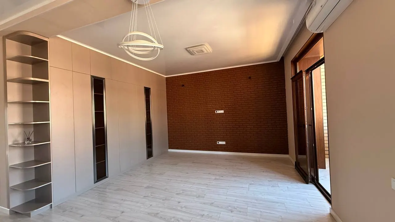 Сотилади 4 хонали квартира, 126 м², 8/9 қават — Яшнобод тумани
