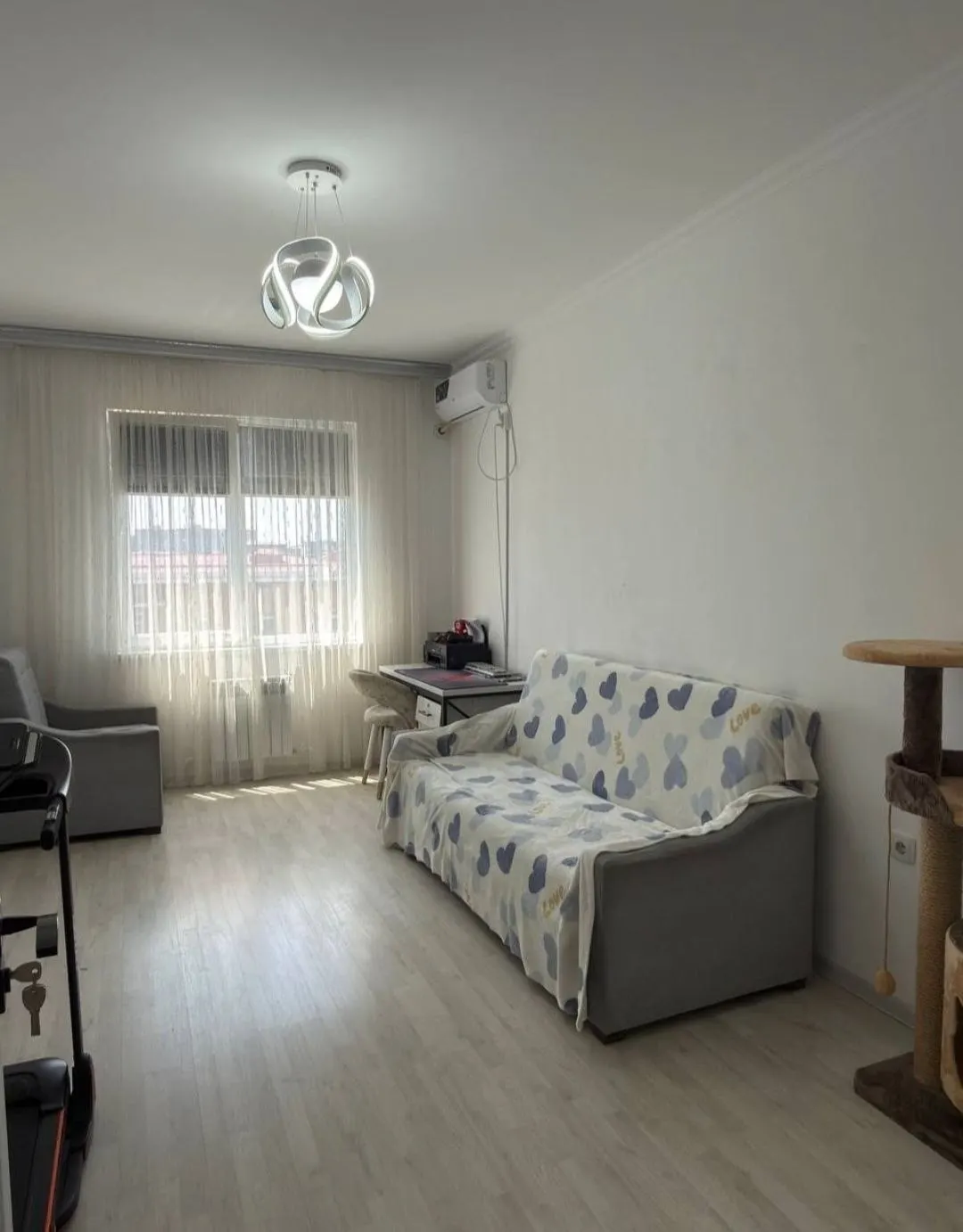 Сотилади 3 хонали квартира, 80 м², 8/16 қават — Янгиҳаёт тумани