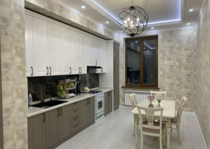 Ижарага берилади 6 хонали квартира, 200 м², 7/8 қават — Мирзо Улуғбек тумани