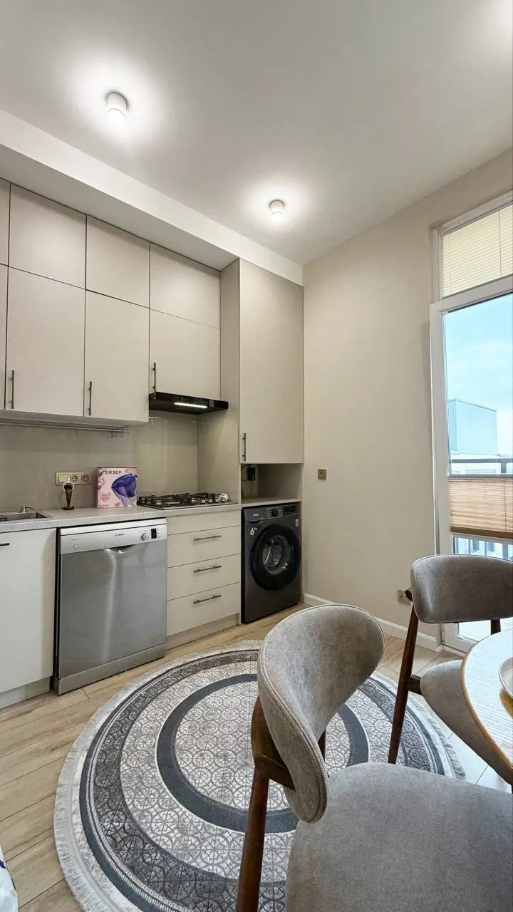 Sotiladi 1 xonali kvartira, 40 m², 15/17 qavat — Mirzo Ulugʻbek tumani
