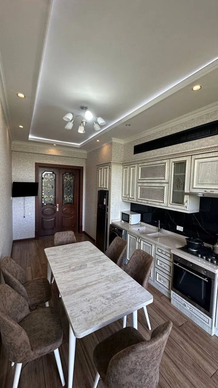 Сдаётся 4-комнатная квартира, 118 м², 7/9 этаж — Чиланзарский район