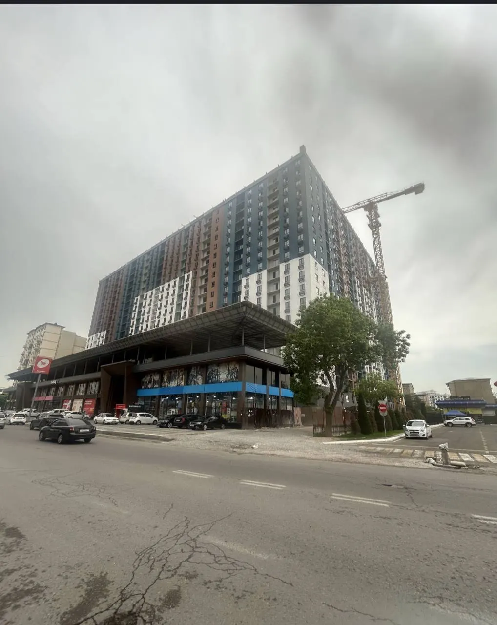 Сдаётся 1-комнатная квартира, 45 м², 15/21 этаж — Алмазарский район