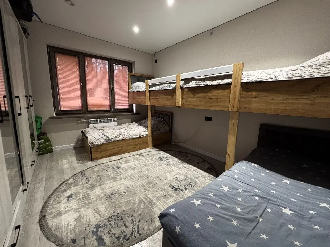 Сотилади 3 хонали квартира, 68 м², 4/5 қават — Юнусобод тумани