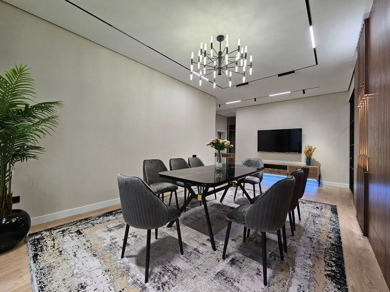 Сдаётся 3-комнатная квартира, 92 м², 4/8 этаж — Чиланзарский район