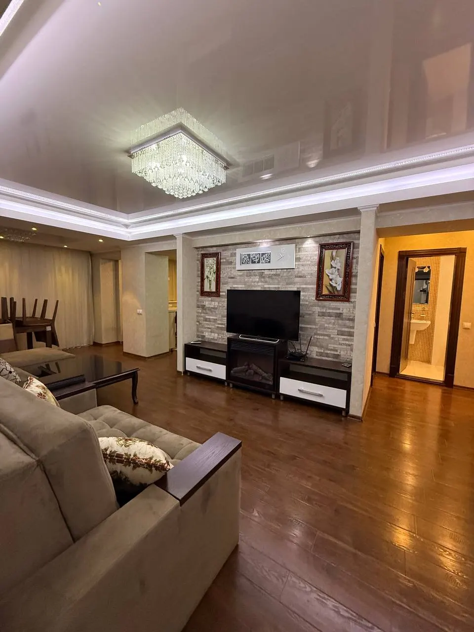 Sotiladi 3 xonali kvartira, 80 m², 3/12 qavat — Mirobod tumani