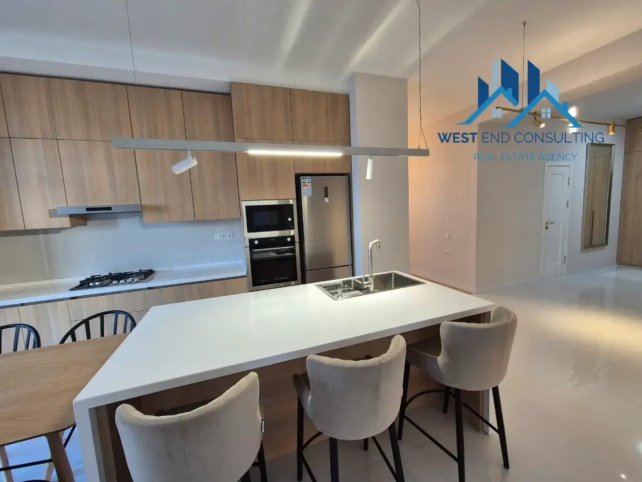 Сотилади 3 хонали квартира, 87 м², 6/10 қават — Мирзо Улуғбек тумани