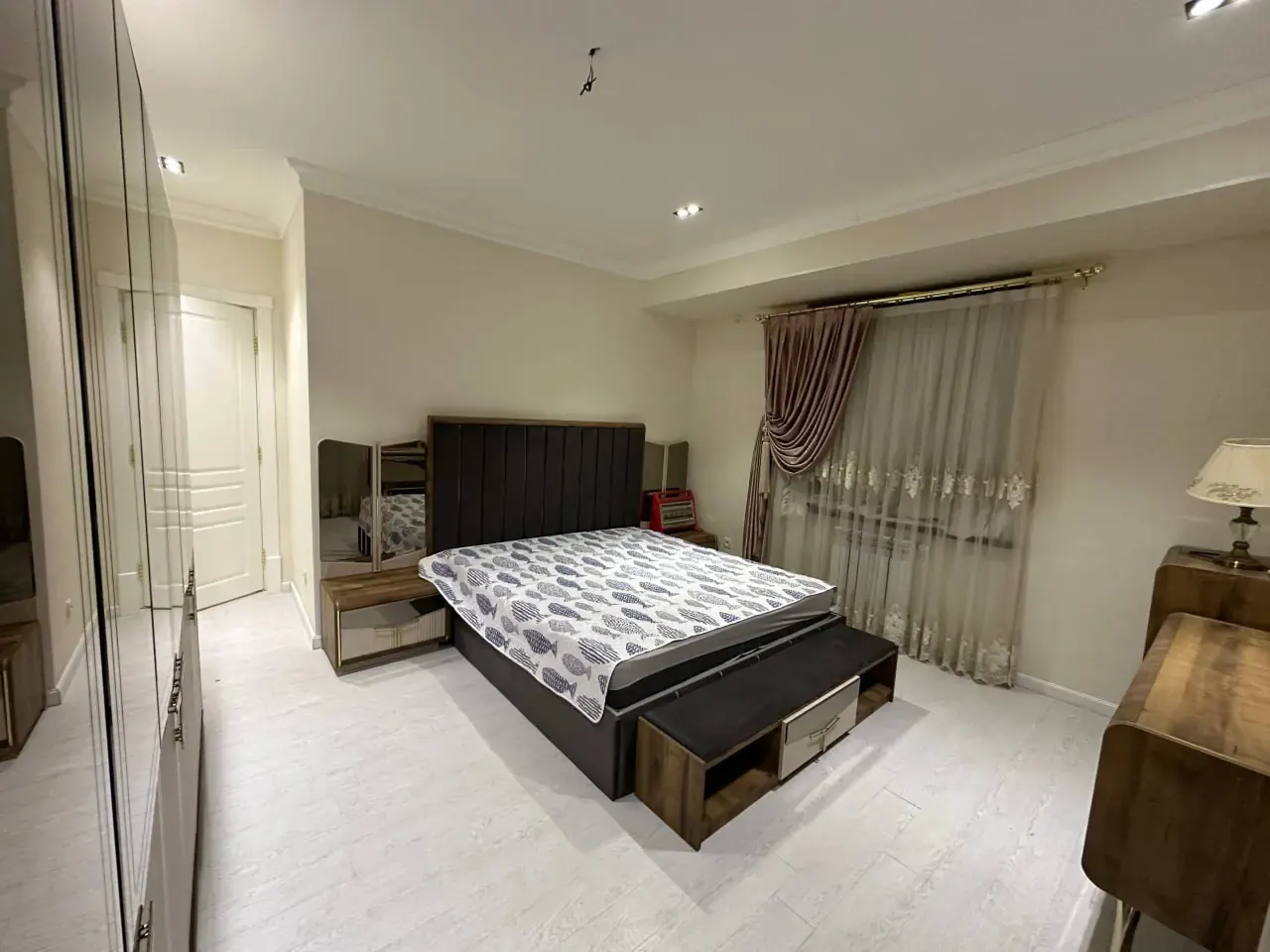 Ижарага берилади 3 хонали квартира, 102 м², 3/10 қават — Яшнобод тумани