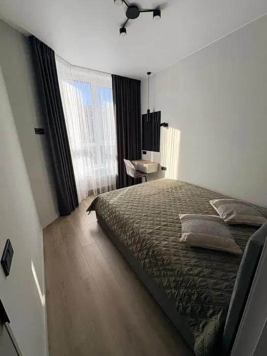 Сдаётся 1-комнатная квартира, 40 м², 48/52 этаж — Шайхантахурский район