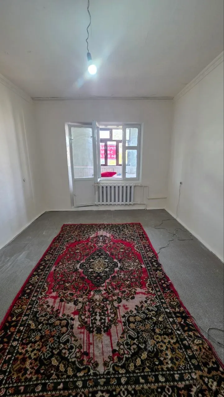 Сотилади 3 хонали квартира, 80 м², 4/4 қават — Олмалиқ шаҳри