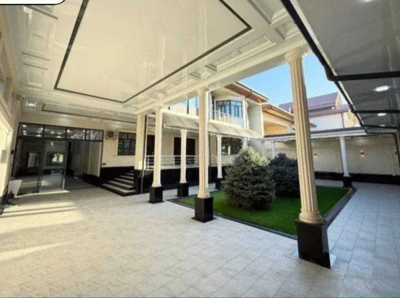 Продаётся 11-комнатный дом, 6 сот., 1000 м² — Сергелийский район