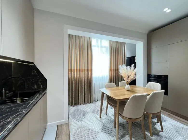 Продаётся 4-комнатная квартира, 72 м², 5/9 этаж — Мирзо-Улугбекский район
