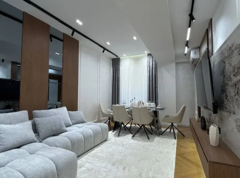 Продаётся 4-комнатная квартира, 107 м², 4/10 этаж — Яккасарайский район
