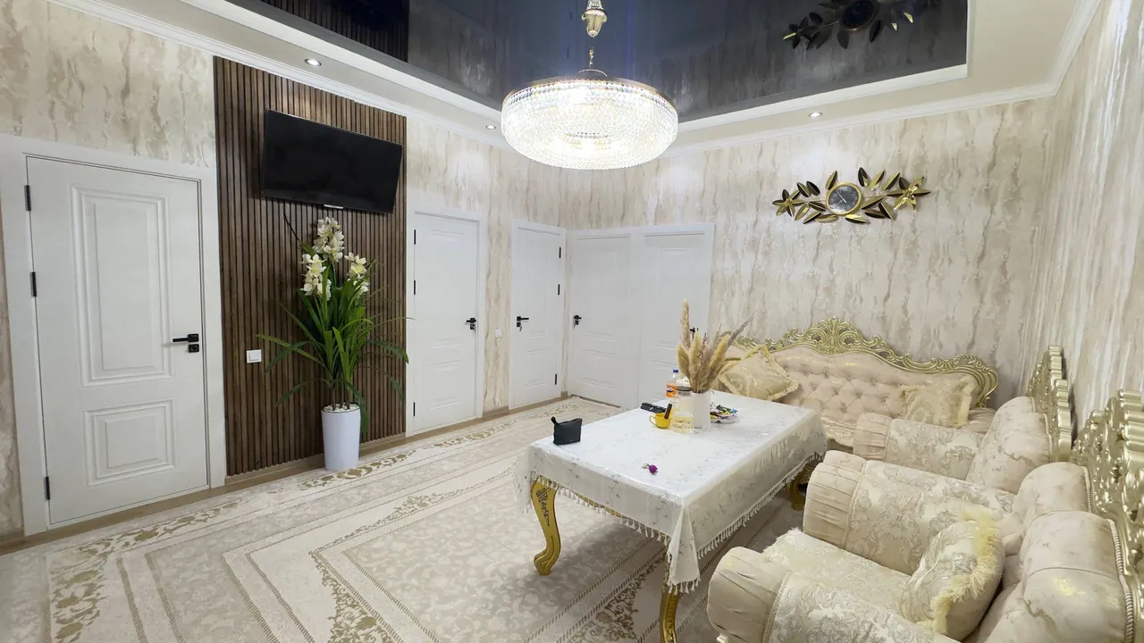 Сотилади 3 хонали квартира, 105 м², 5/8 қават — Бухоро шаҳри