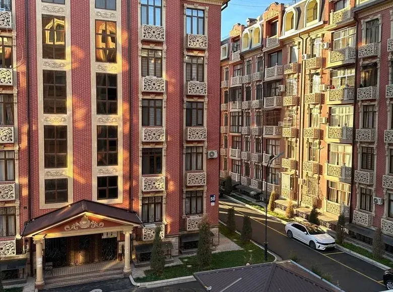Сдаётся 3-комнатная квартира, 82 м², 3/5 этаж — Ташкентский район
