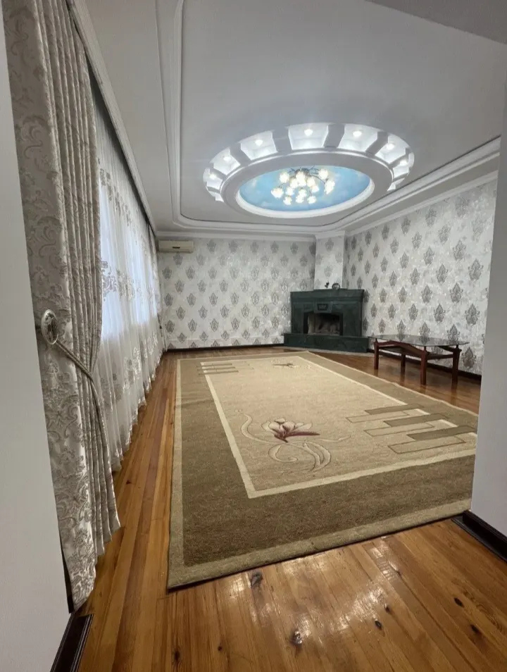 Сдаётся 4-комнатный дом, 270 м², 1 этаж — Яккасарайский район
