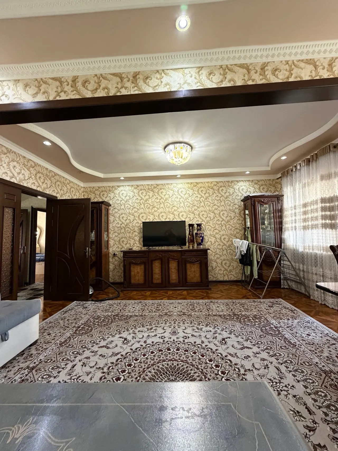 Продаётся 3-комнатная квартира, 90 м², 3/5 этаж — Сергелийский район