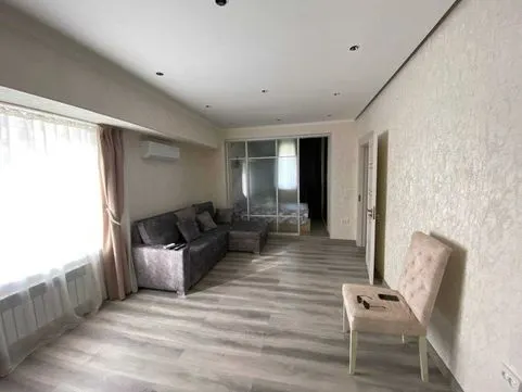 Сдаётся 2-комнатная квартира, 80 м², 4/4 этаж — Юнусабадский район