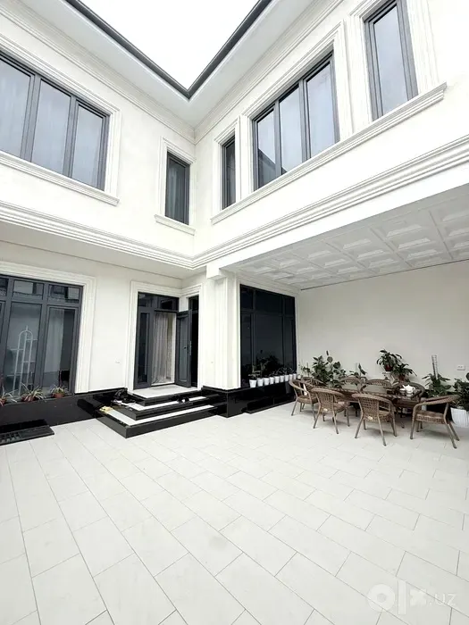 Sotiladi 6 xonali hovli uy, 1,3 sotix, 130 m², 2 qavatli — Yunusobod tumani