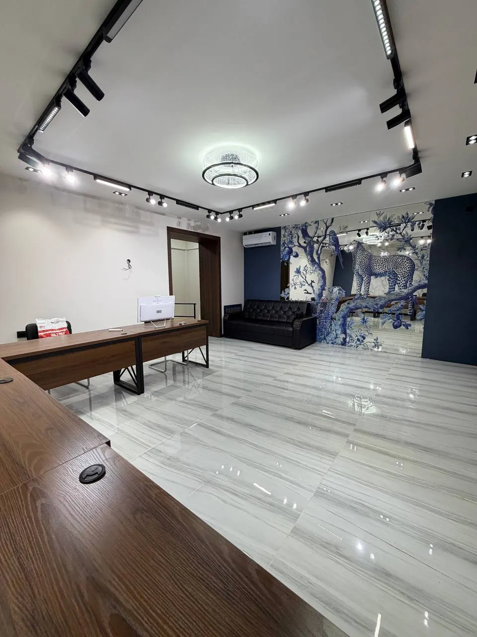 Продаётся коммерческое помещение, 95 м² — Мирабадский район