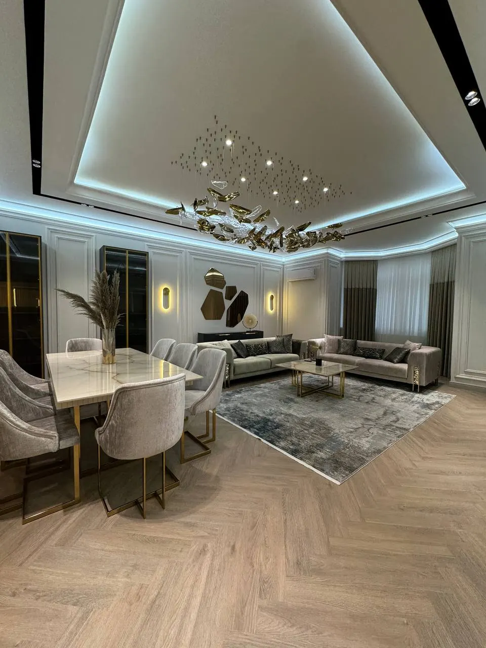 Сотилади 4 хонали квартира, 180 м², 2/4 қават — Мирзо Улуғбек тумани