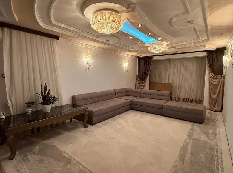Продаётся 6-комнатная квартира, 200 м², 5/9 этаж — Юнусабадский район