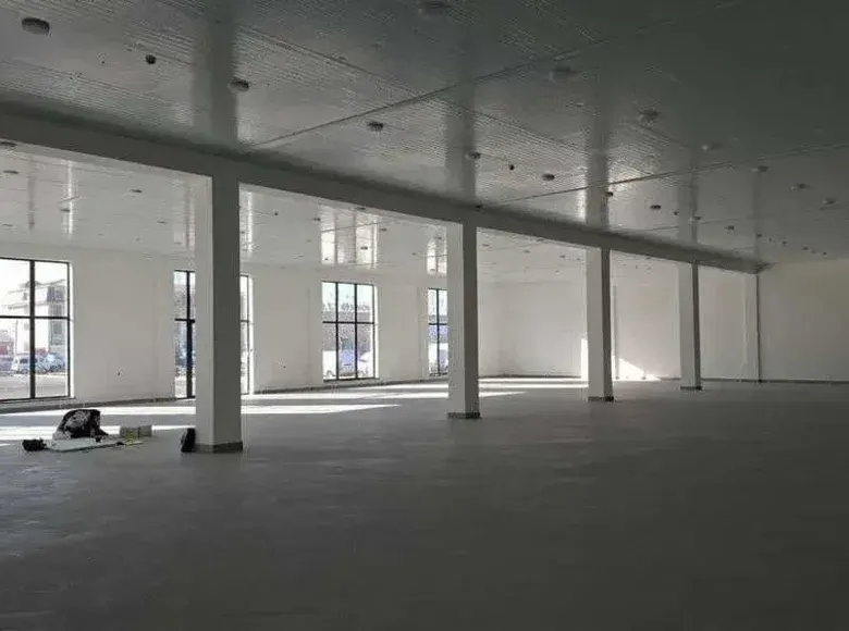 Ijaraga beriladi tijorat binosi, 2460 m², 1/1 qavat — Sergeli tumani