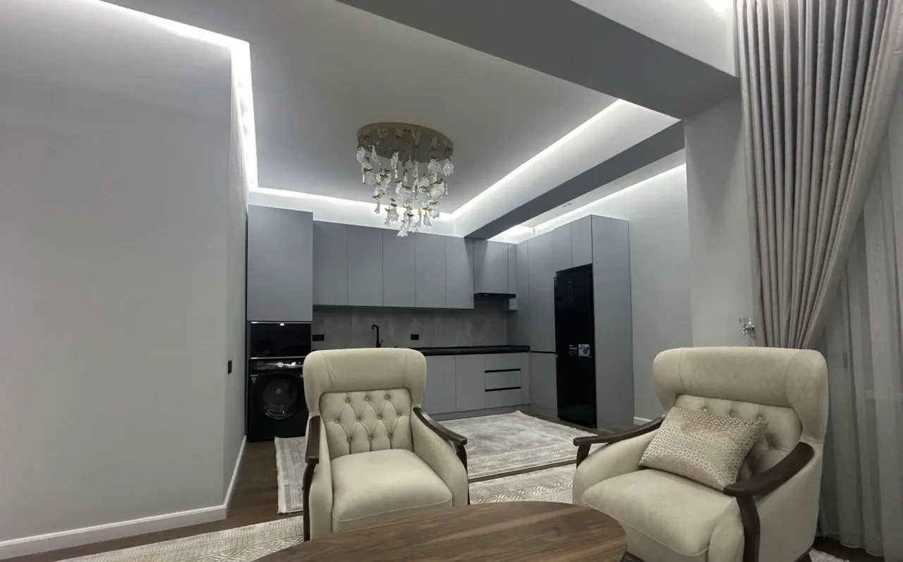 Продаётся 2-комнатная квартира, 54 м², 4/4 этаж — Юнусабадский район