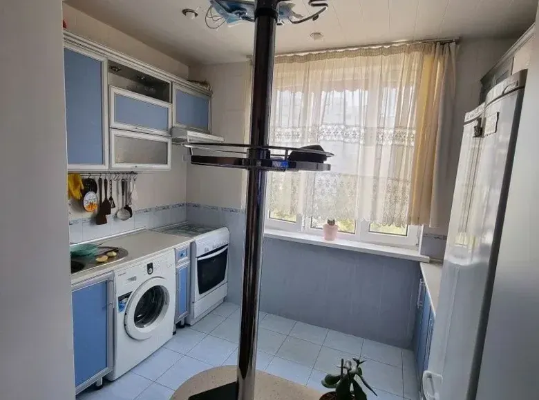 Sotiladi 2 xonali kvartira, 62 m², 4/9 qavat — Sergeli tumani