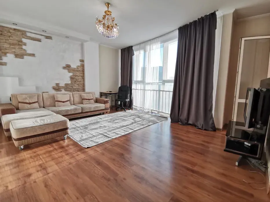 Сдаётся 2-комнатная квартира, 72 м², 1/5 этаж — Мирзо-Улугбекский район