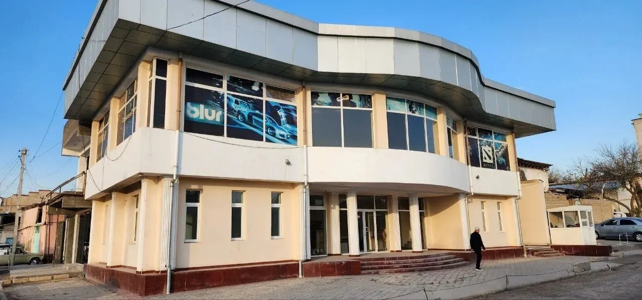 Продаётся коммерческое помещение, 338 м², 2 сот. — Шайхантахурский район