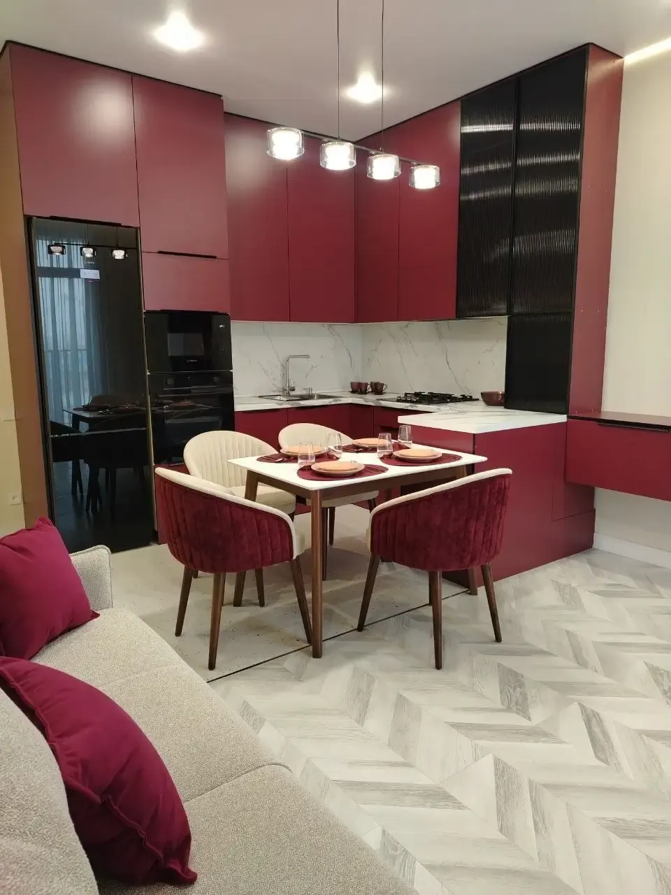 Продаётся 2-комнатная квартира, 56 м², 12/12 этаж — Алмазарский район