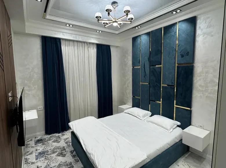 Кунлик ижарага 2 хонали квартира, 65 м², 3/6 қават — Шайхонтоҳур тумани