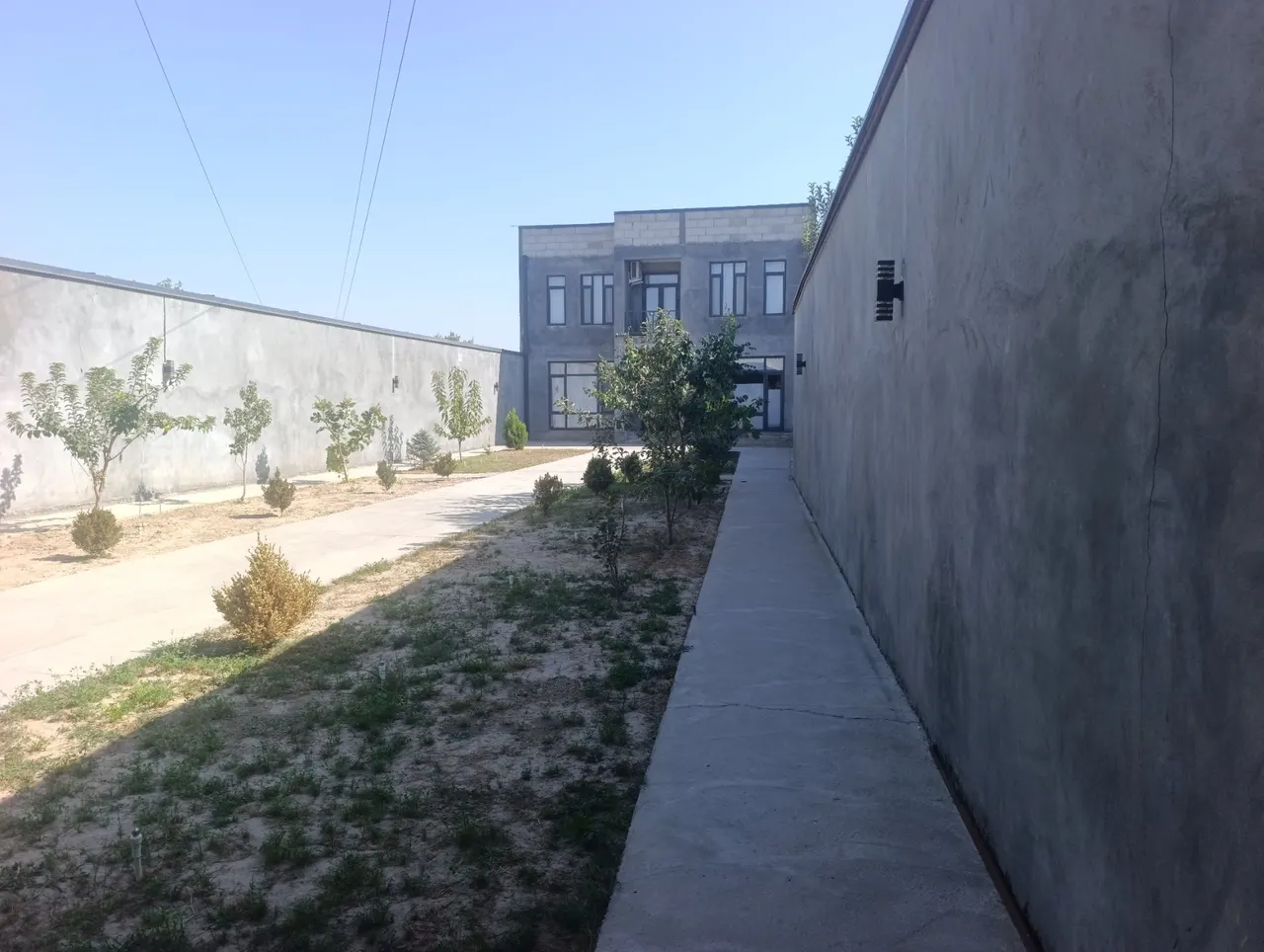 Sotiladi 6 xonali hovli uy, 7,9 sotix, 2 qavatli — Zangiota tumani