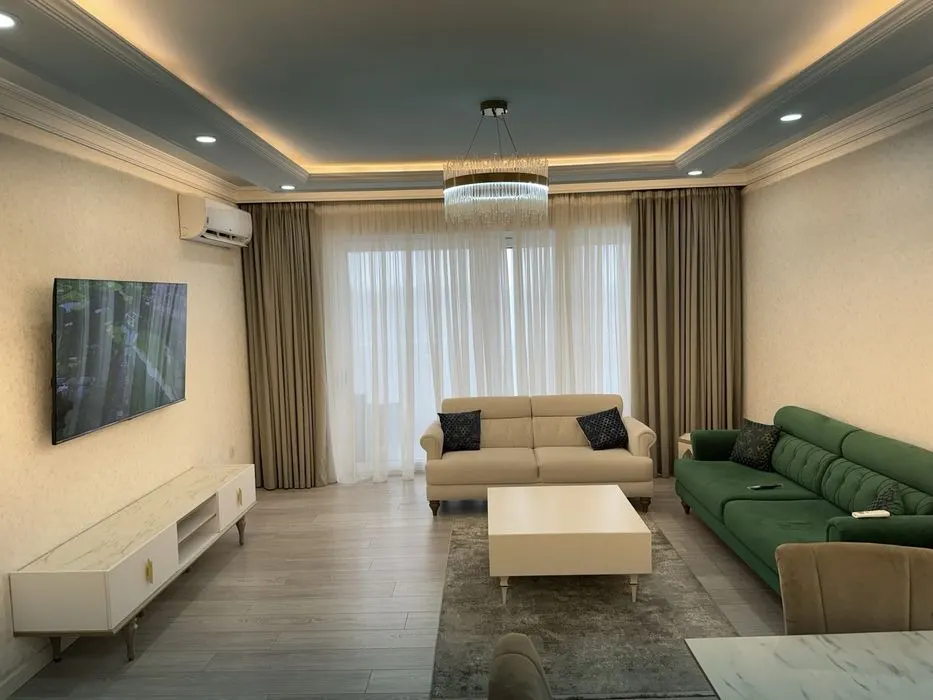 Сдаётся 3-комнатная квартира, 75 м², 3/9 этаж — Учтепинский район