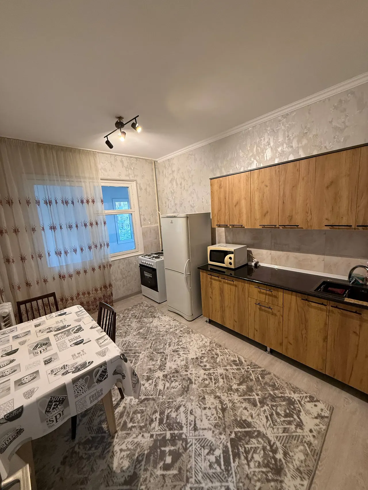 Ижарага берилади 2 хонали квартира, 60 м², 6/9 қават — Яшнобод тумани