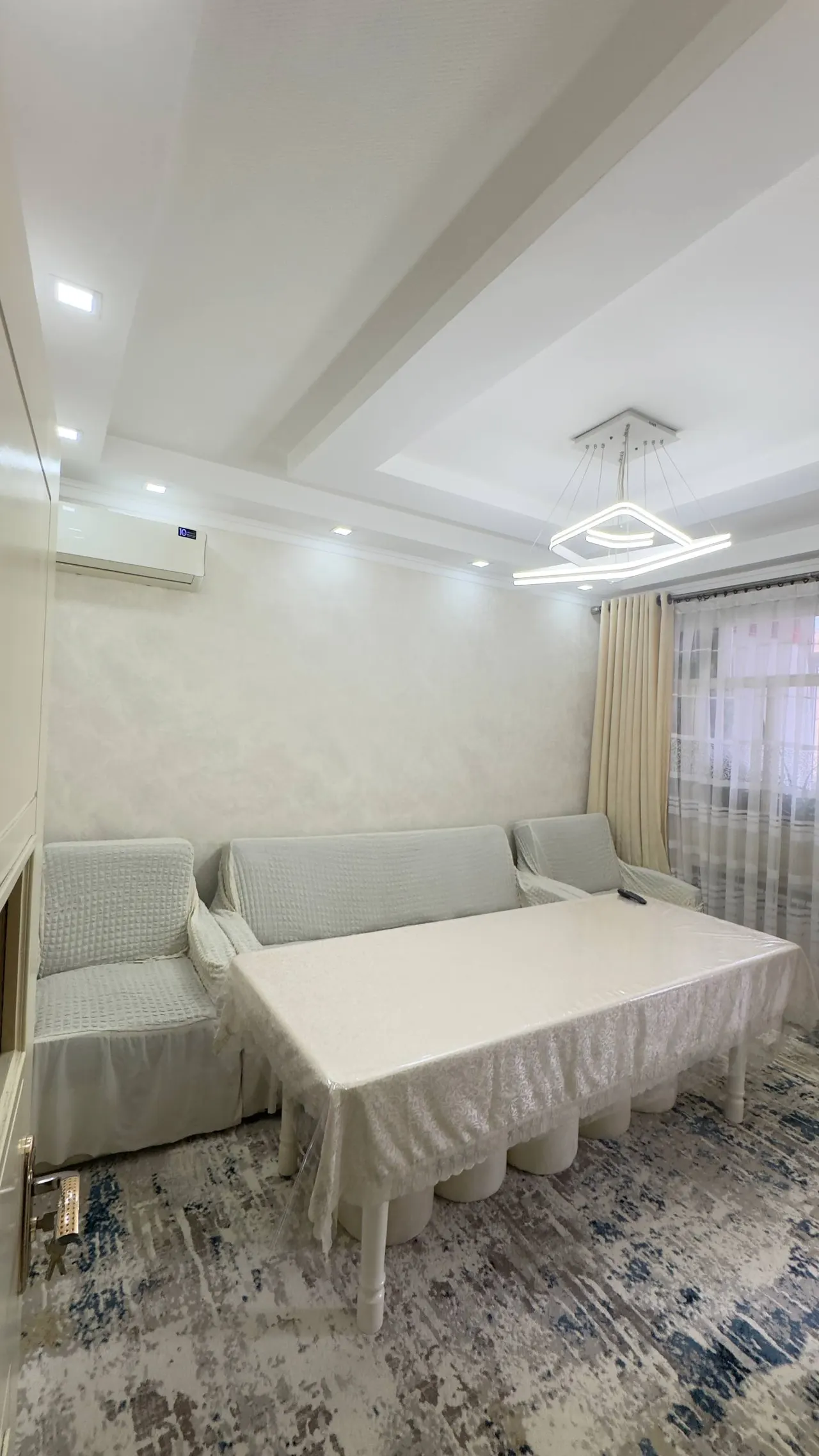 Sotiladi 2 xonali kvartira, 43 m², 2/4 qavat — Chilonzor tumani