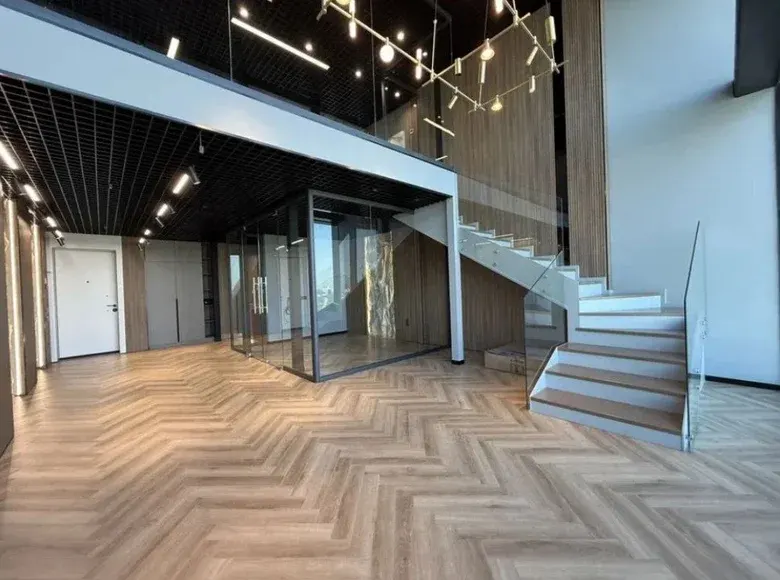 Ижарага берилади тижорат биноси, 185 м², 8/12 қават — Мирзо Улуғбек тумани