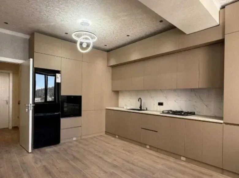 Продаётся 4-комнатная квартира, 136 м², 3/10 этаж — Юнусабадский район