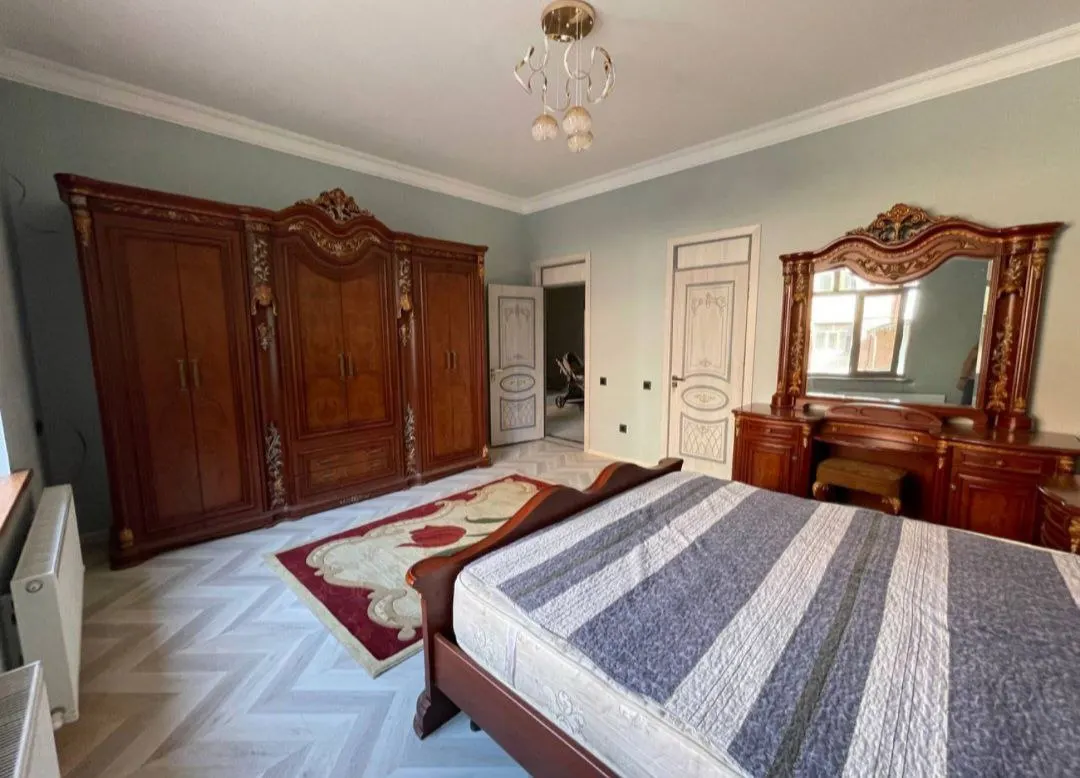 Ижарага берилади 4 хонали квартира, 150 м², 1/5 қават — Мирзо Улуғбек тумани