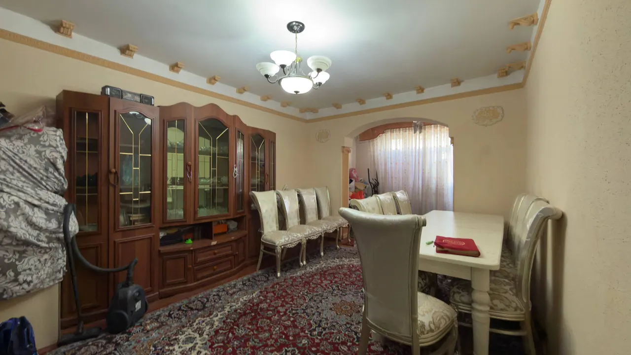 Продаётся 5-комнатная квартира, 104,3 м², 9/9 этаж — Яккасарайский район
