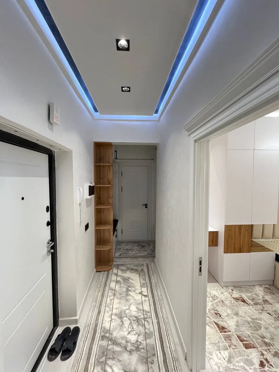 Ижарага берилади 2 хонали квартира, 60 м², 3/16 қават — Янгиҳаёт тумани